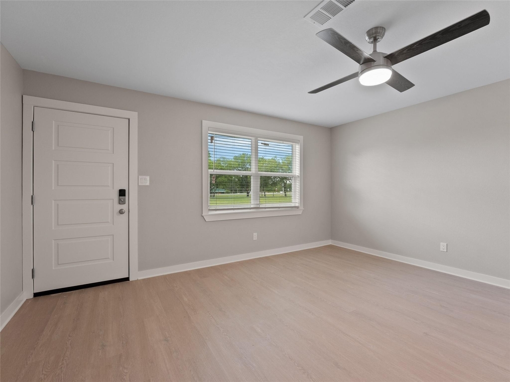 421 S Interurban Street - Photo 10