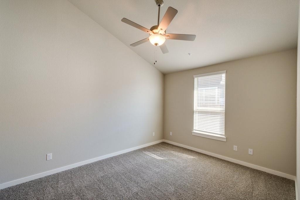 604 Fallow Drive - Photo 12