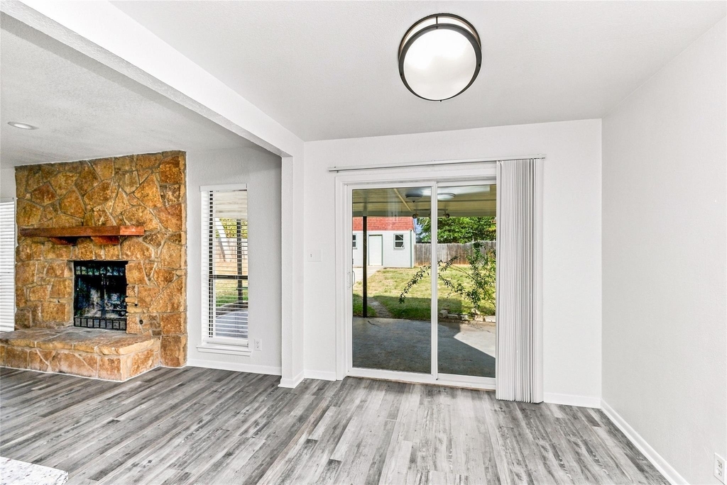 308 Hickorywood Street - Photo 4