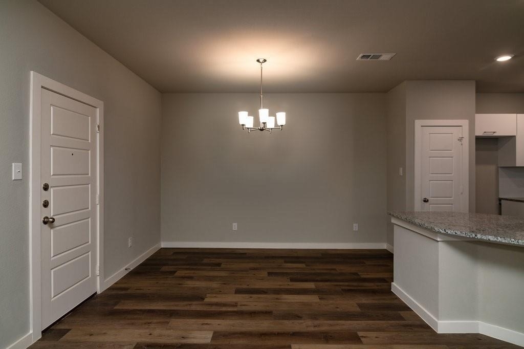 744 Wheatfield Drive - Photo 14