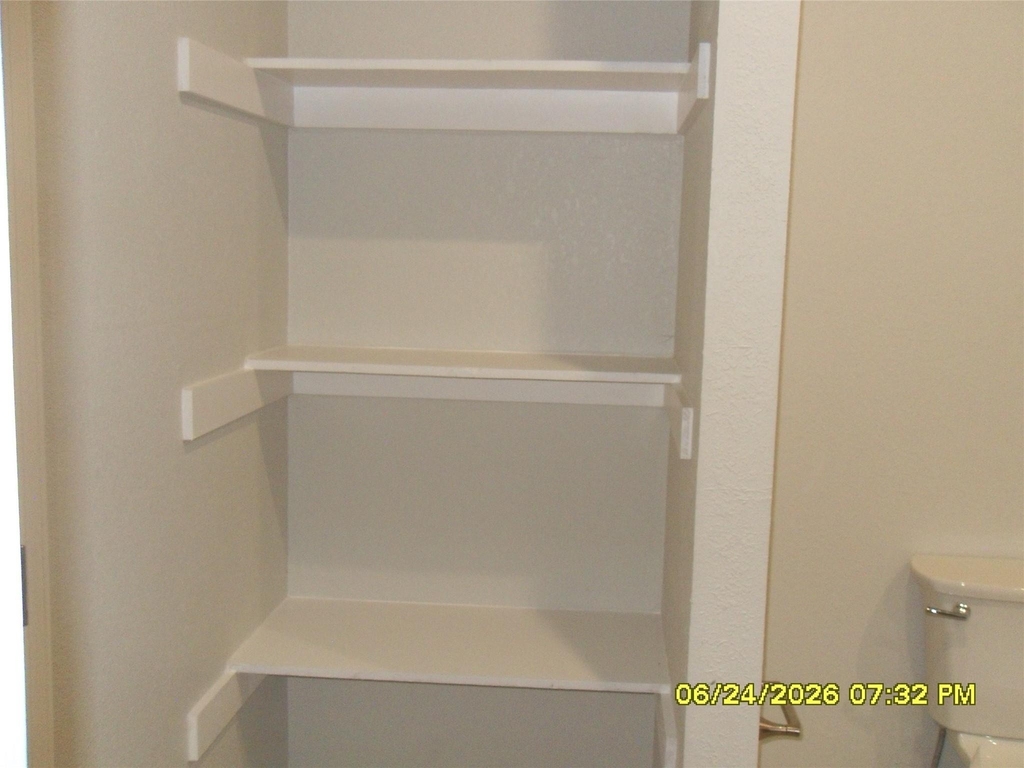 401-403 W Fourth Street - Photo 7
