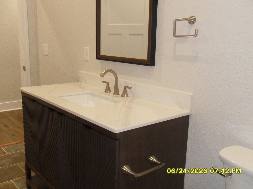 401-403 W Fourth Street - Photo 13