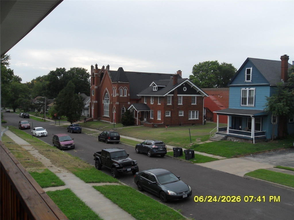 401-403 W Fourth Street - Photo 11