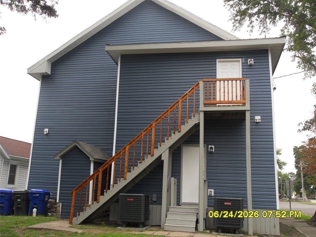 401-403 W Fourth Street - Photo 20