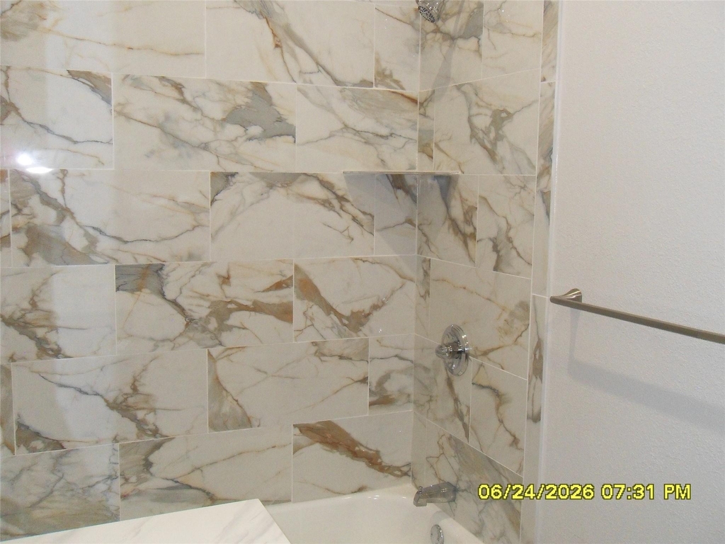 401-403 W Fourth Street - Photo 6