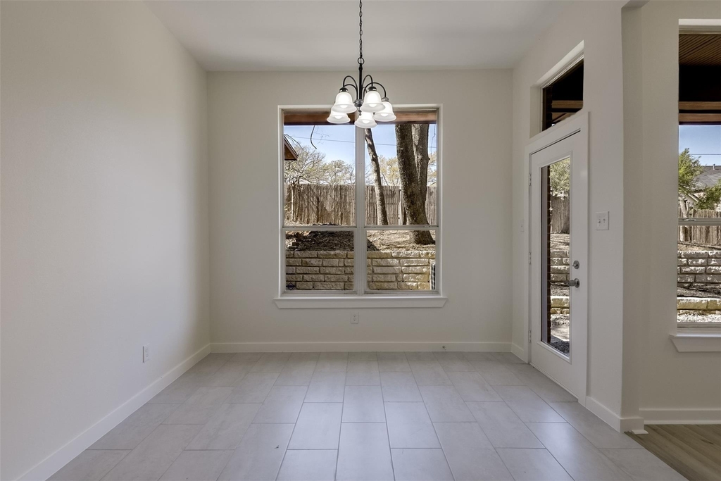 2916 Forestwood Drive - Photo 10