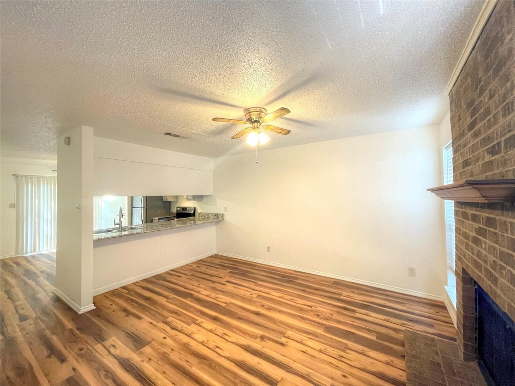 1034 Mckinley Street - Photo 1