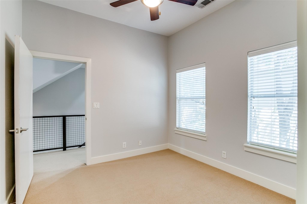 3824 Brown Street - Photo 15
