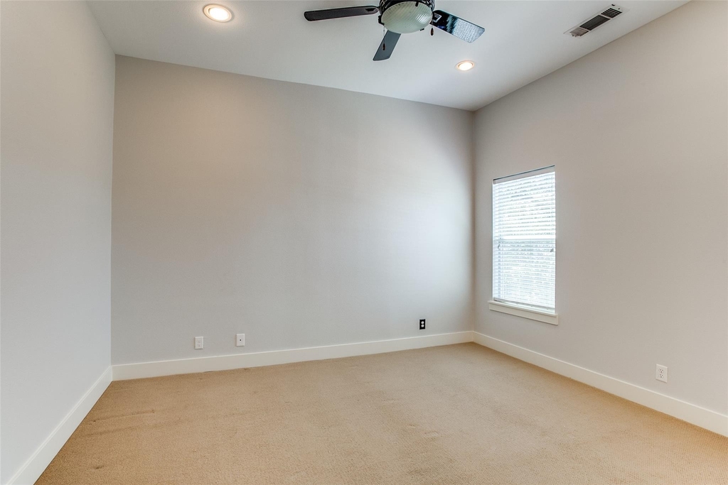 3824 Brown Street - Photo 17
