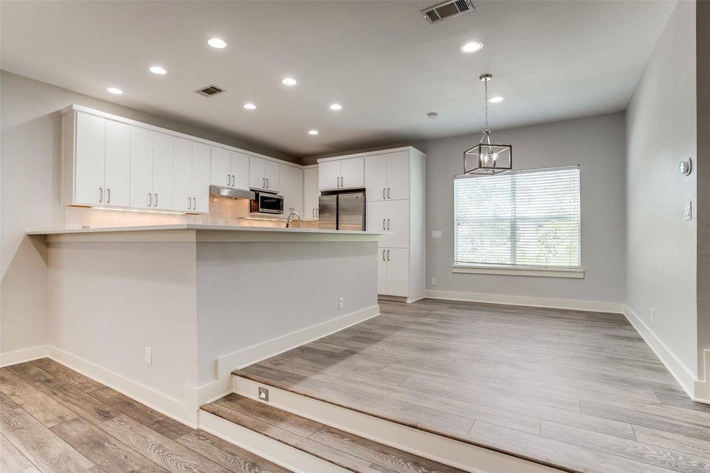 3824 Brown Street - Photo 4