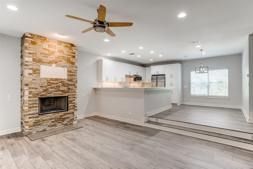 3824 Brown Street - Photo 3