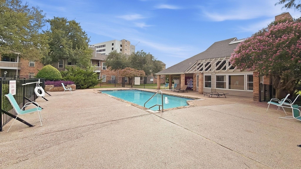 1700 Amelia Court - Photo 30