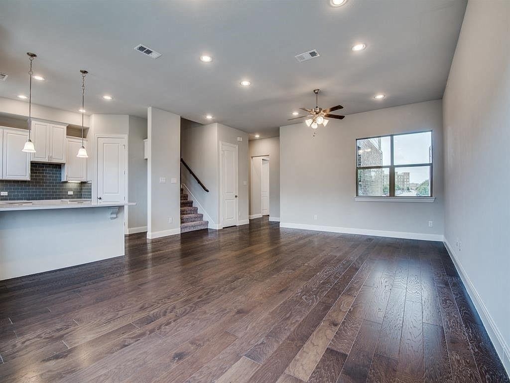 2429 Merriweather Lane - Photo 4