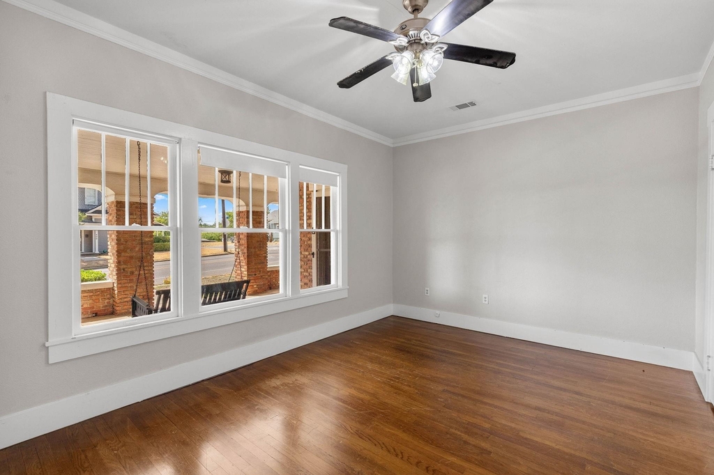 803 S Trinity Street - Photo 15