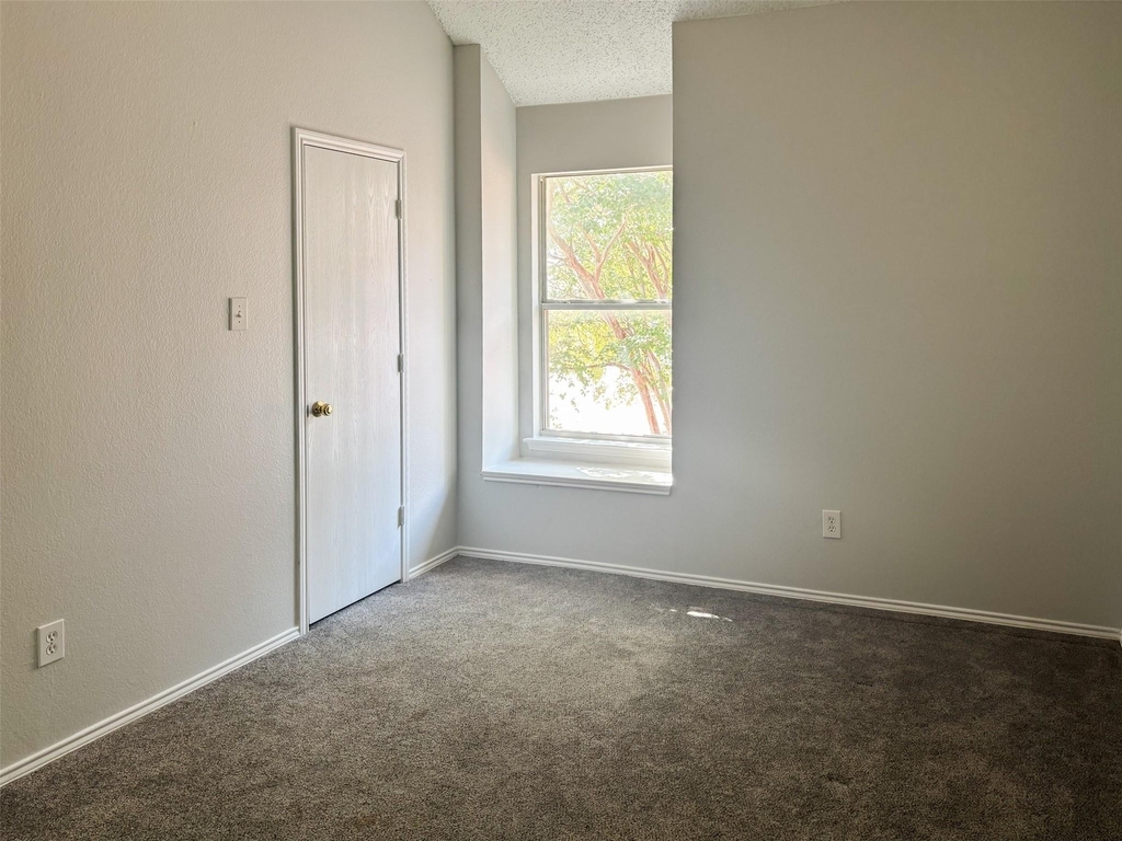 2317 Acorn Bend - Photo 10
