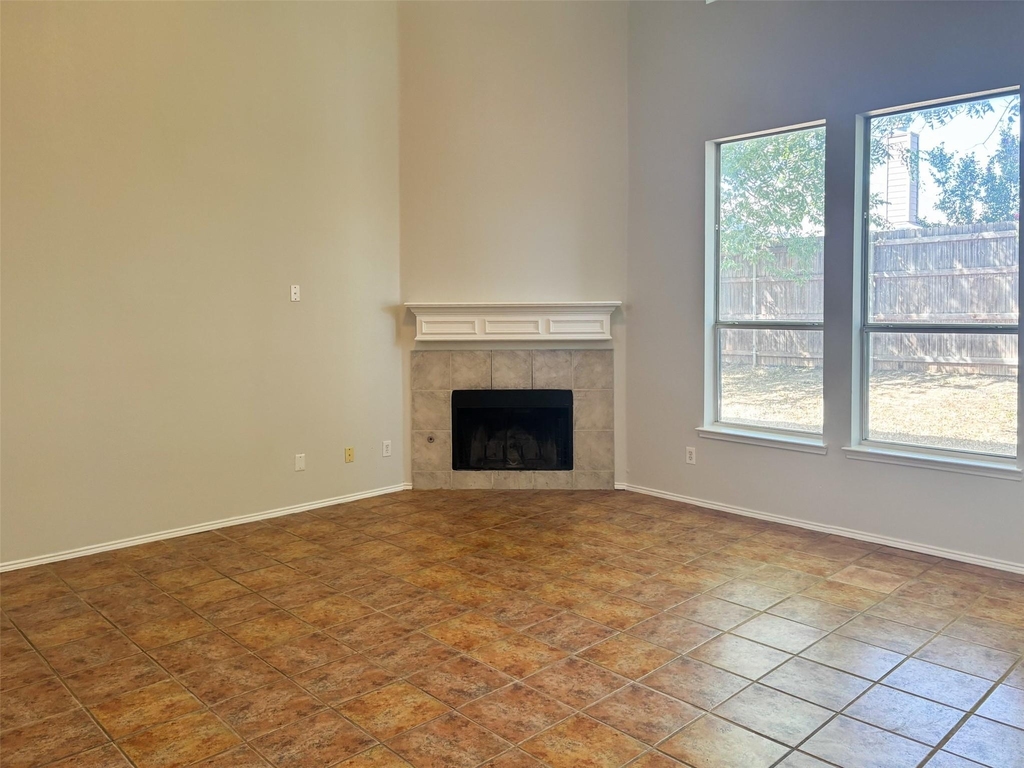 2317 Acorn Bend - Photo 4