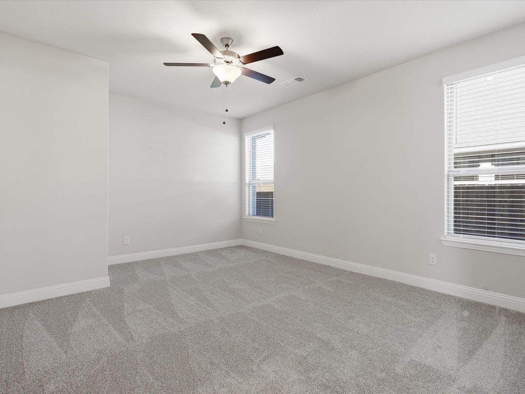 2620 Fargo Place - Photo 11