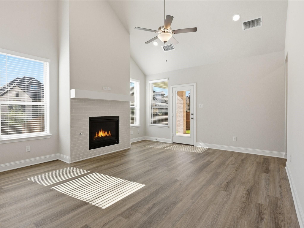 2620 Fargo Place - Photo 8
