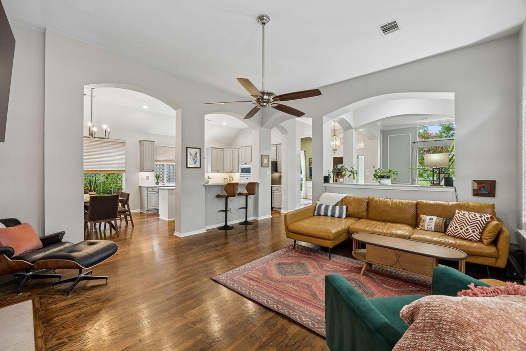 3104 Congress Avenue - Photo 2