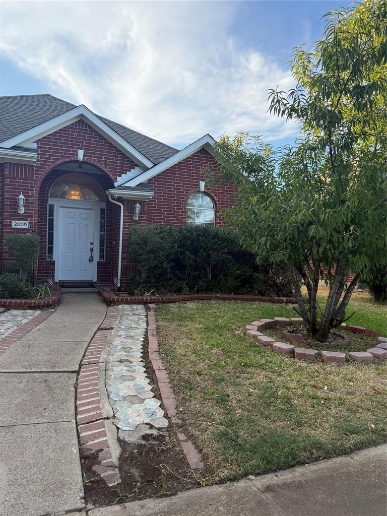 2009 Brook Tree Drive - Photo 2