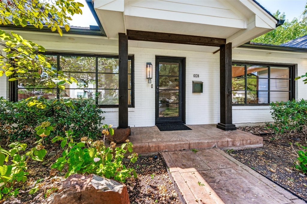 6124 Del Norte Lane - Photo 1