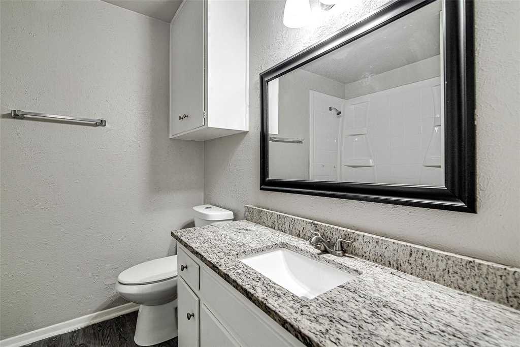 509 Branch Circle W - Photo 19