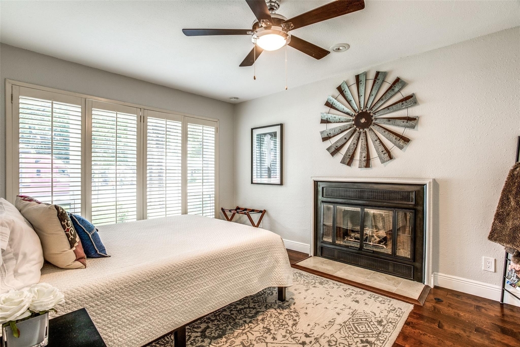 4403 Cole Avenue - Photo 9