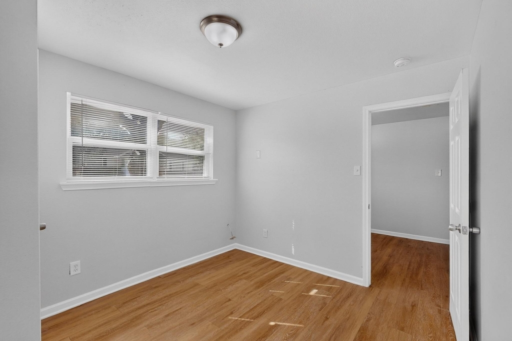 4801 Hollowbrook Road - Photo 32