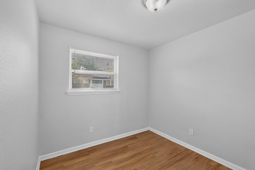 4801 Hollowbrook Road - Photo 14