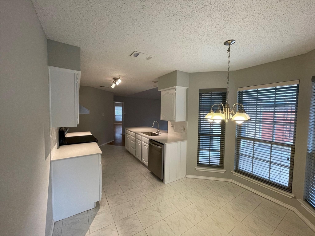 6708 Wesson Drive - Photo 9