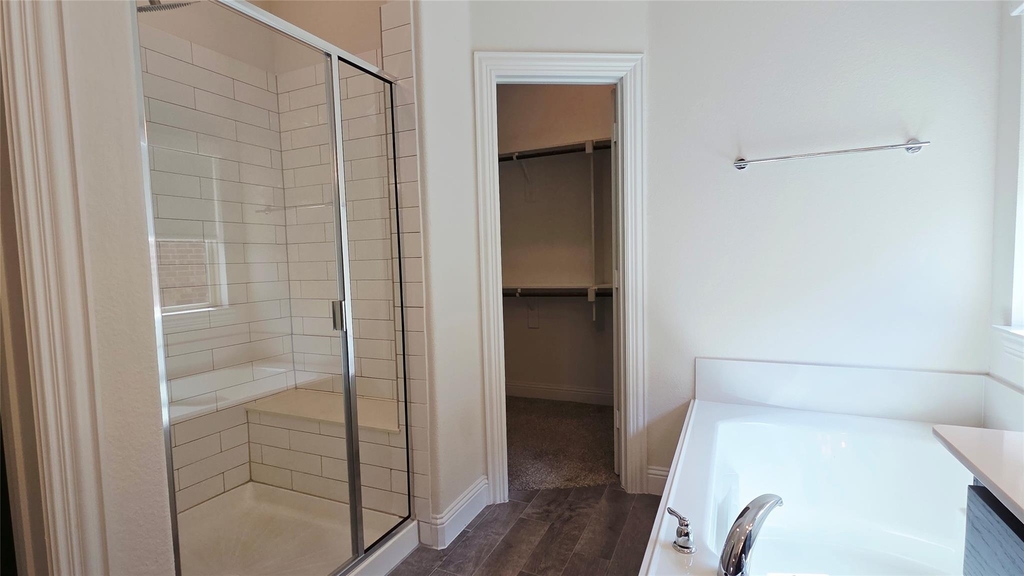 2932 Log Cabin Drive - Photo 20