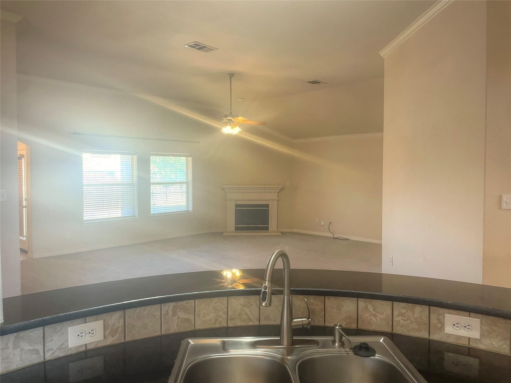 8664 Lariat Circle - Photo 14