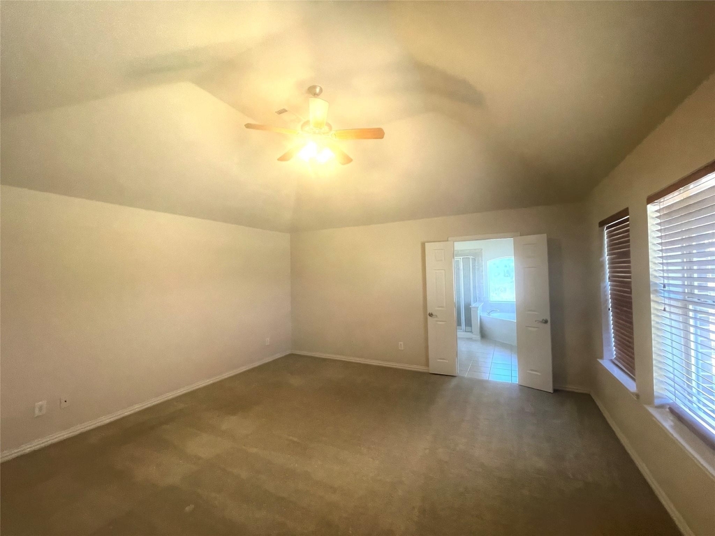 8664 Lariat Circle - Photo 21