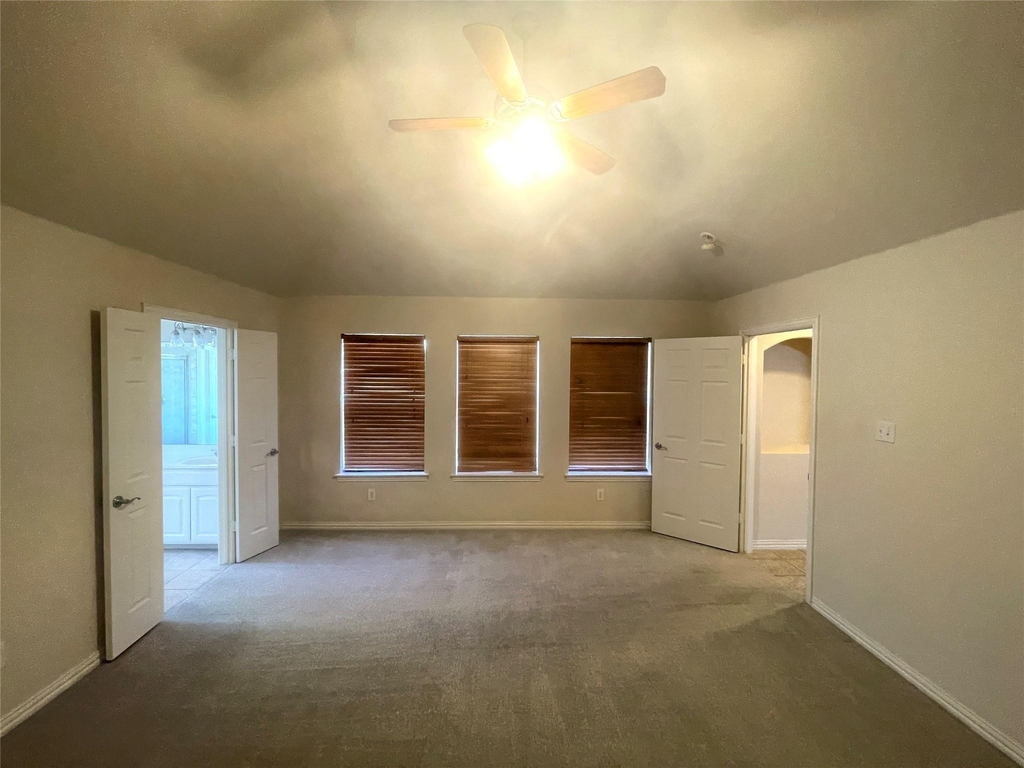 8664 Lariat Circle - Photo 23