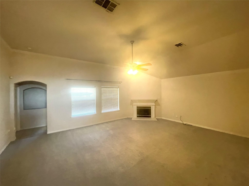 8664 Lariat Circle - Photo 1