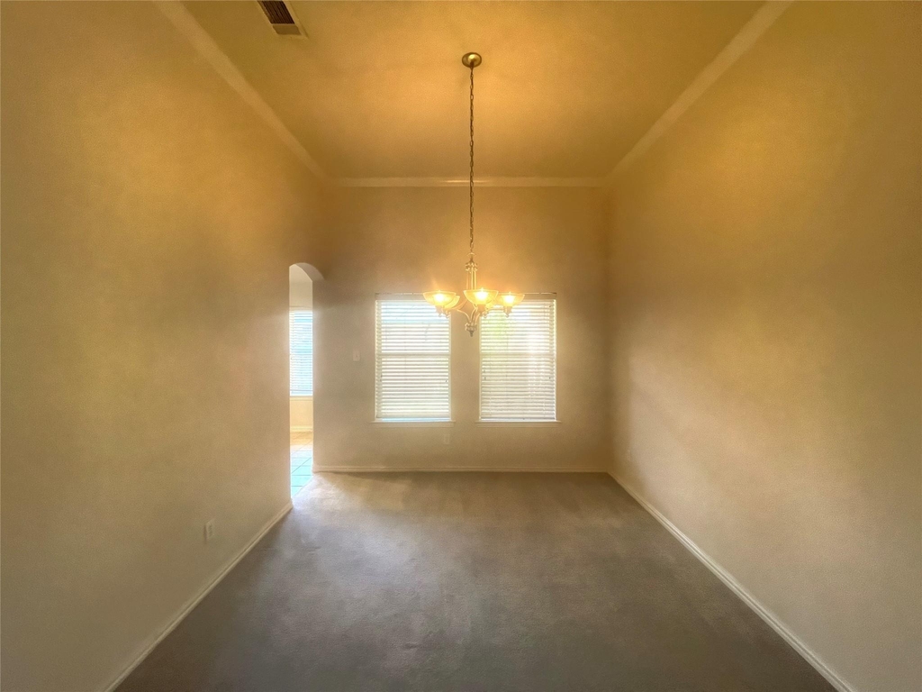 8664 Lariat Circle - Photo 6