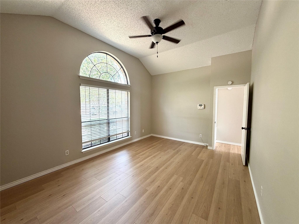 825 Weaver Street - Photo 15