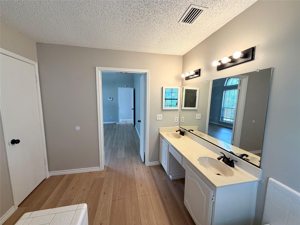 825 Weaver Street - Photo 16