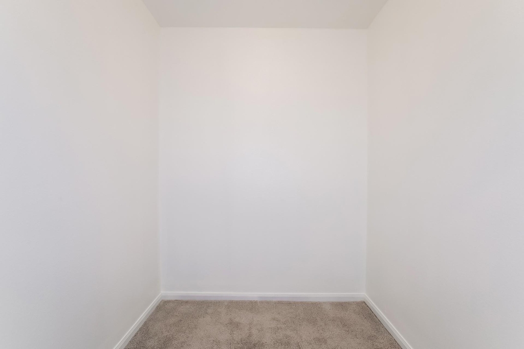 112 Barbwire Way - Photo 7