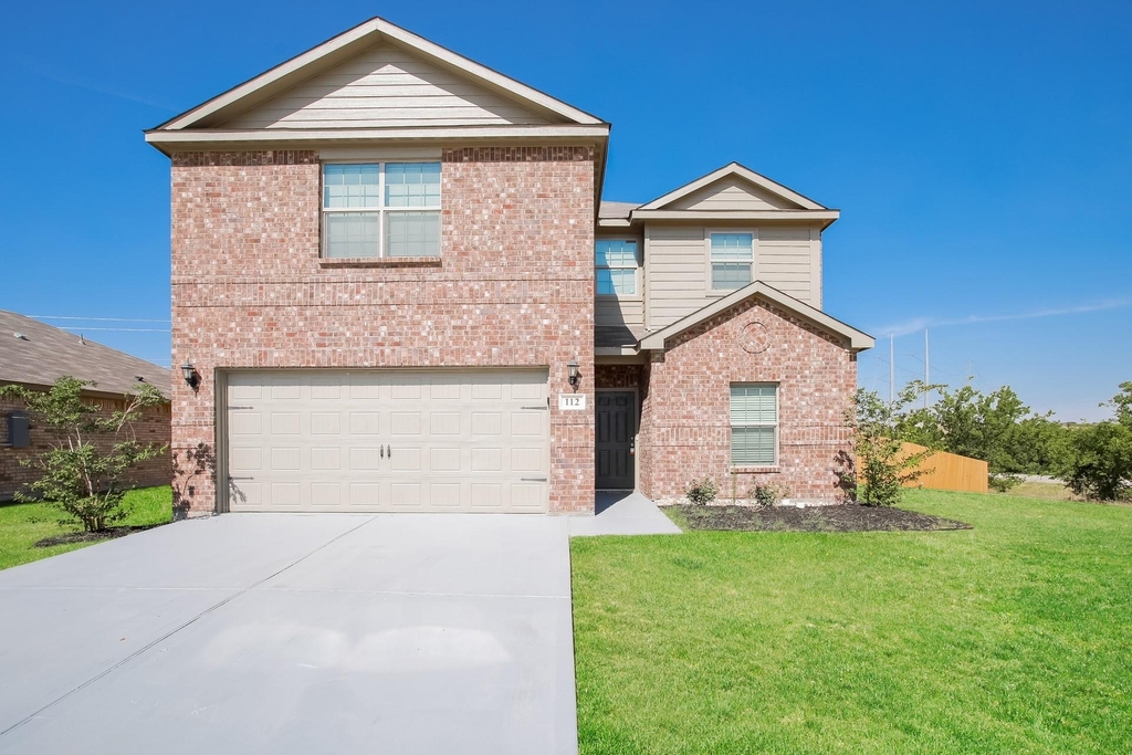 112 Barbwire Way - Photo 0