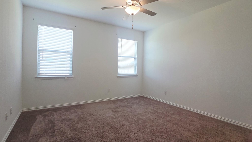1218 Smoketree Lane - Photo 16