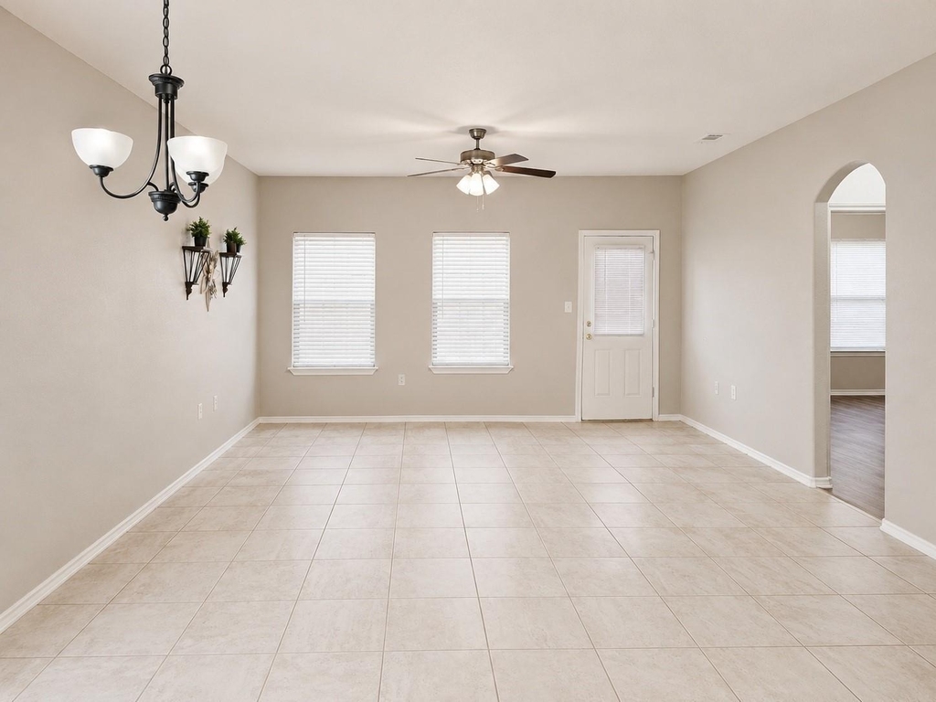 2021 Meadow Park Drive - Photo 8