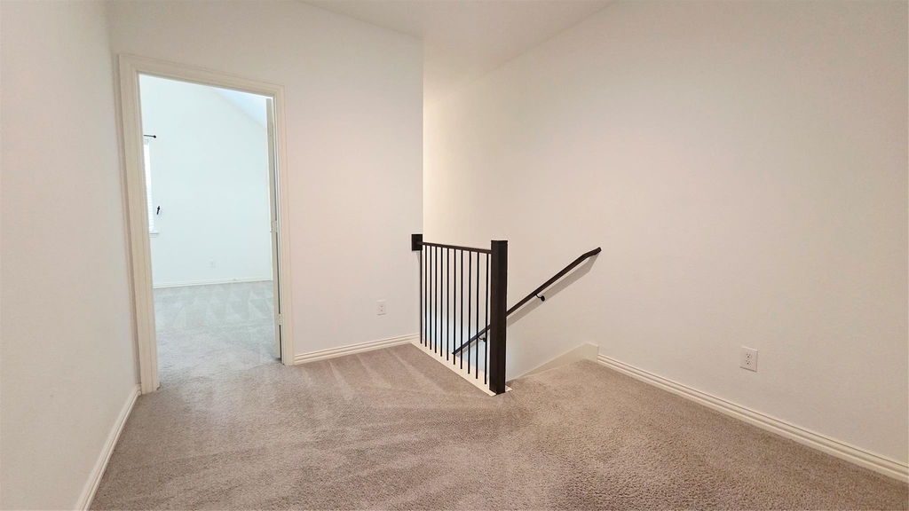 6209 Davison Way - Photo 8