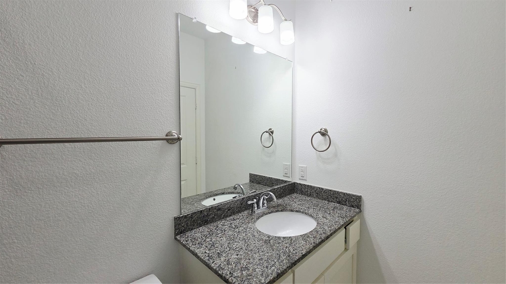 6209 Davison Way - Photo 15