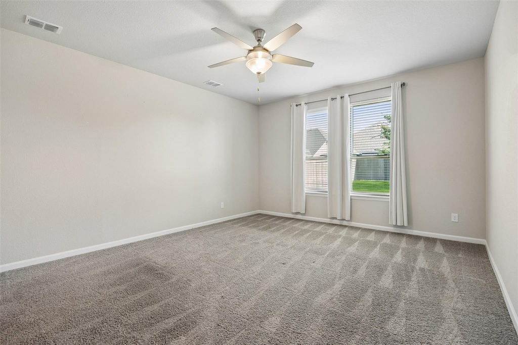 4306 Lombardy Drive - Photo 17