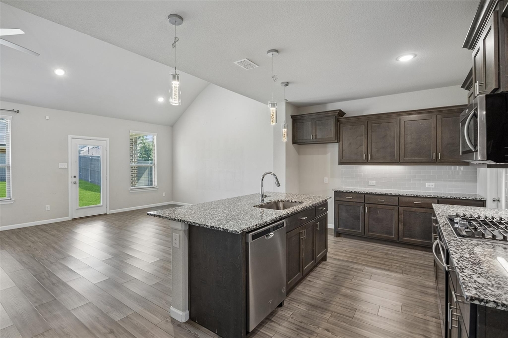 4306 Lombardy Drive - Photo 13