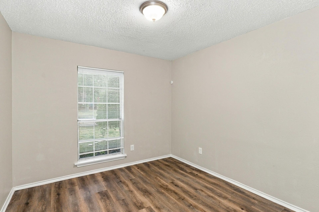 7509 Atlantic Drive - Photo 7