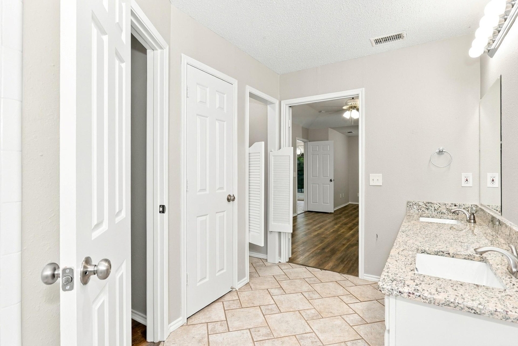 7509 Atlantic Drive - Photo 12