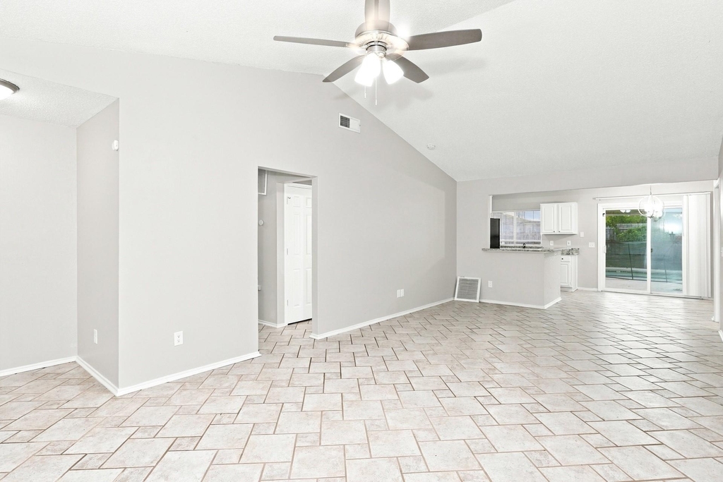 7509 Atlantic Drive - Photo 2