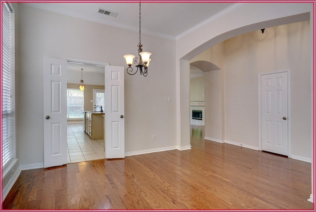 3917 Vernon Way - Photo 5